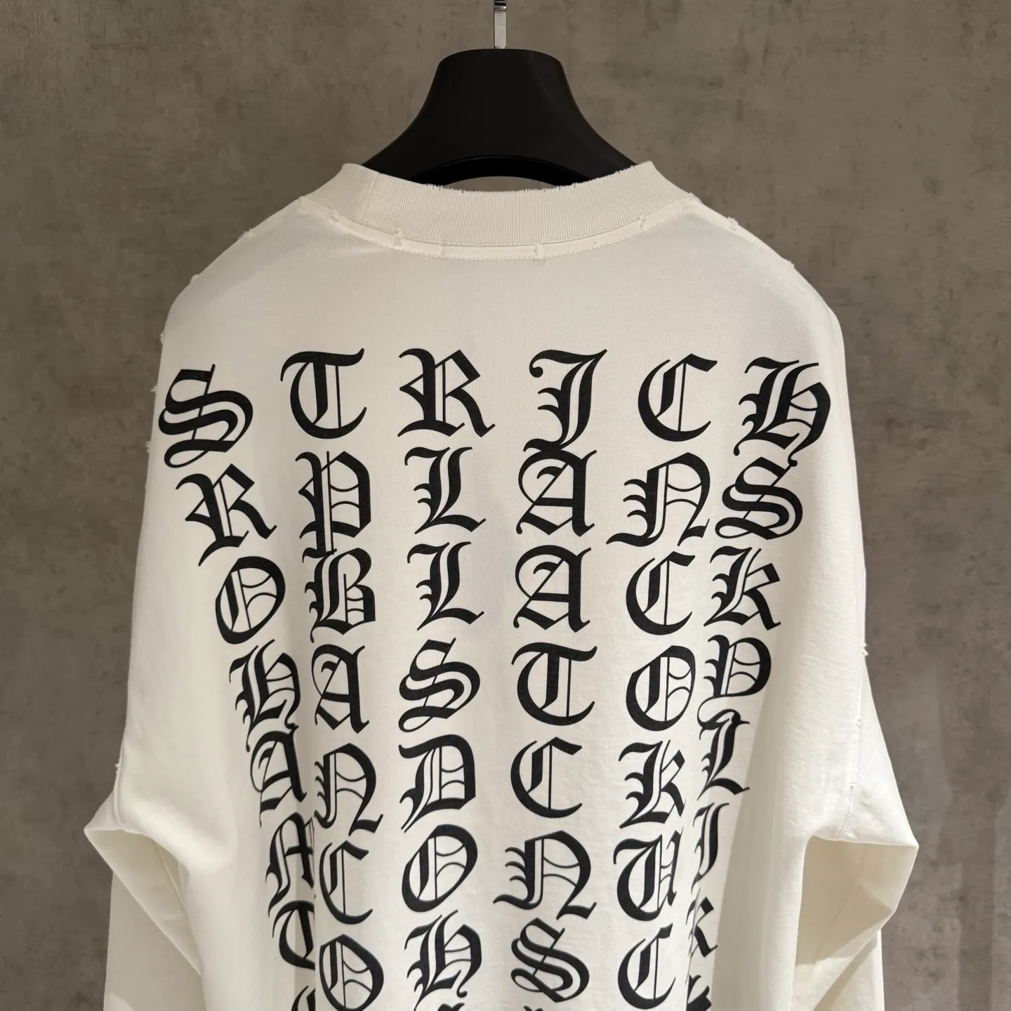 🅿️340 [Strict quality control] CH Croixin's new long-sleeved sweatshirt T-shirt. Heavy 340g double yarn fabric. Wash the whole garment twice. Frayed and torn on all four sides. Heavy fabric. The neckline is made of icy Solona. Loose fit. Deep, wide and stylish. No deformation or shrinkage. Color: 3 colors, black, white and gray. Size: M-2xl